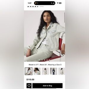 New women’s Levi denim jacket light wash medium